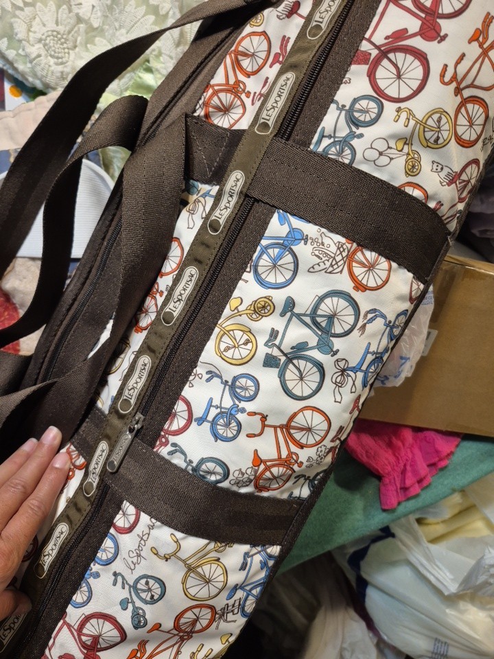 LeSportsac Travel Yoga Gym Duffle Bag 6 outside zip pockets muli-colors bicycles