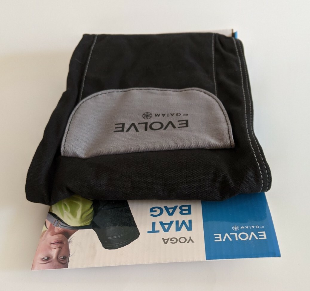 Evolve By Gaiam Yoga Mat Bag Black and Gray Roll Bag w shoulder handle Carry