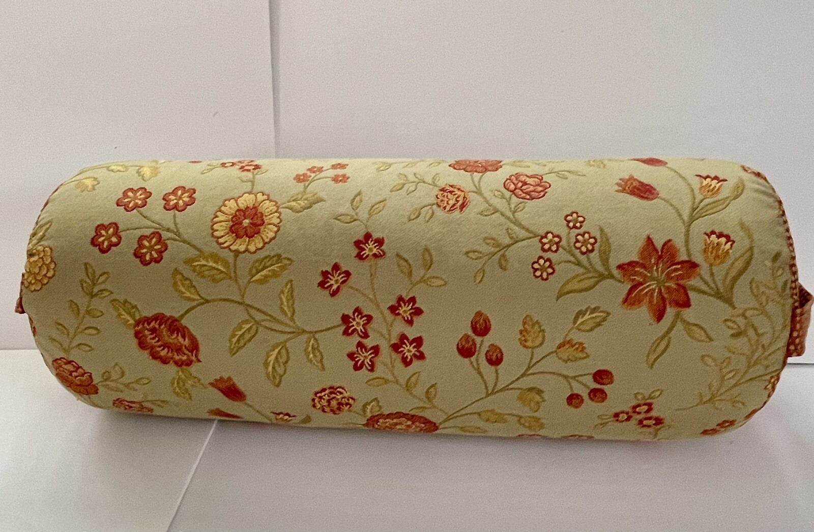 Hugger Mugger Round Yoga Bolster – Firm Round Shape, Higher Profile Floral