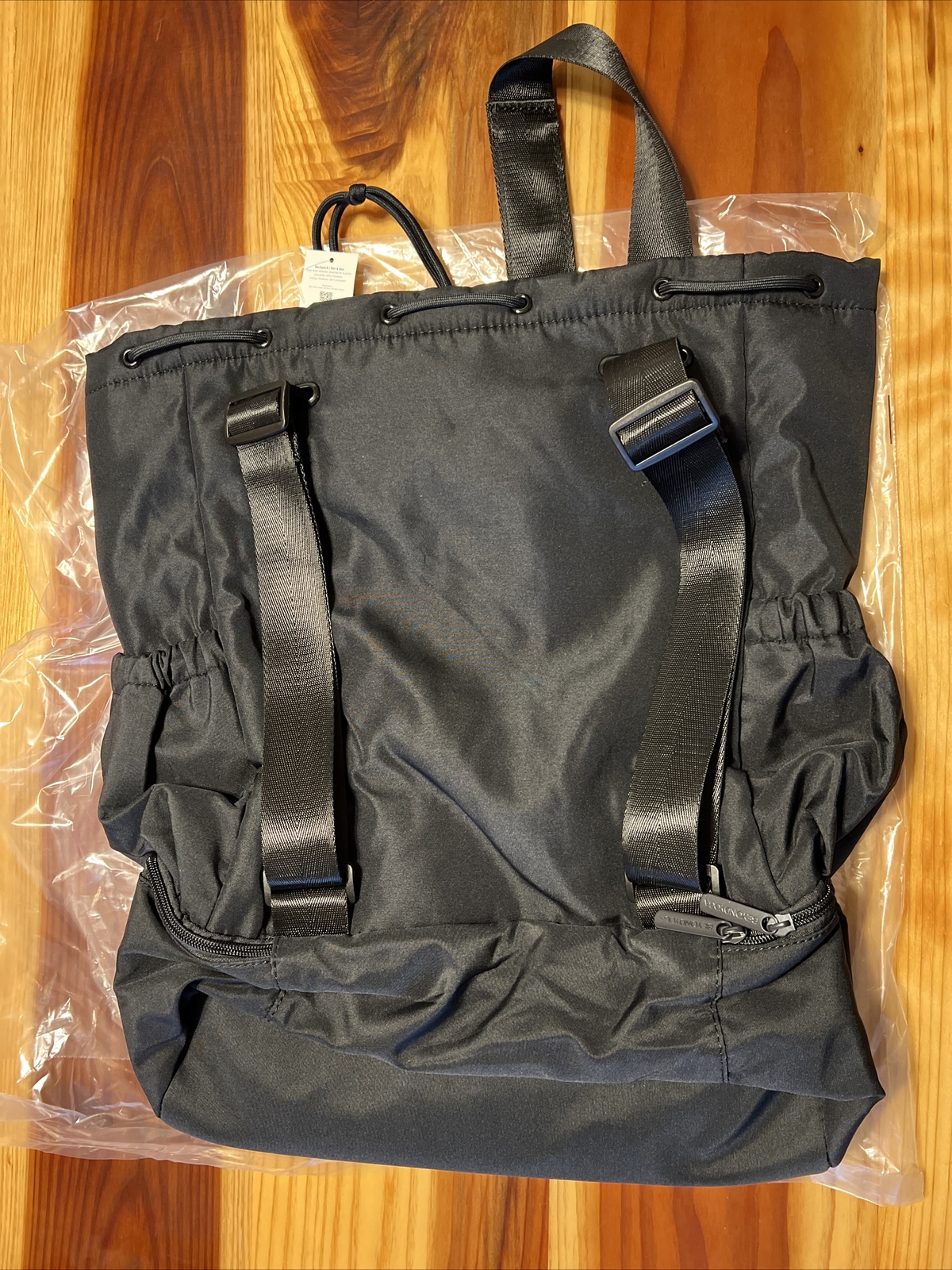 Beyond Yoga Backpack Hiking Exercise Shoes Polyester 19 x 12 x 5.5 Black NWT