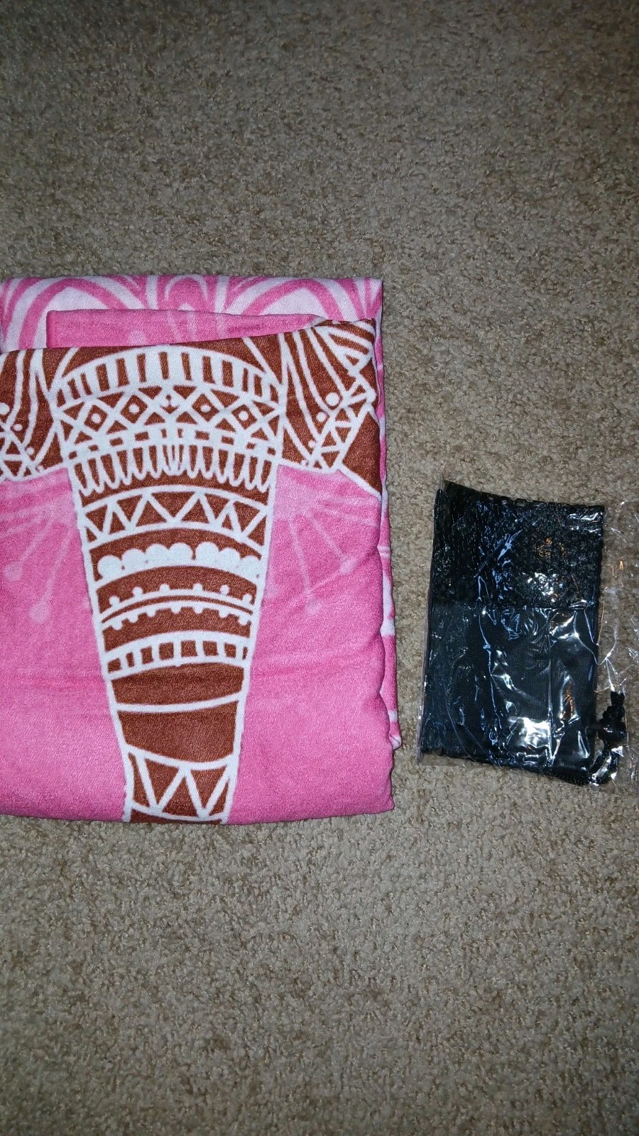 ANTIBACTERIAL- FINE MICROFIBER- NON-SLIP-YOGA MAT TOWEL- NEW-ELEPHANT-73&Prime; X 25&Prime;