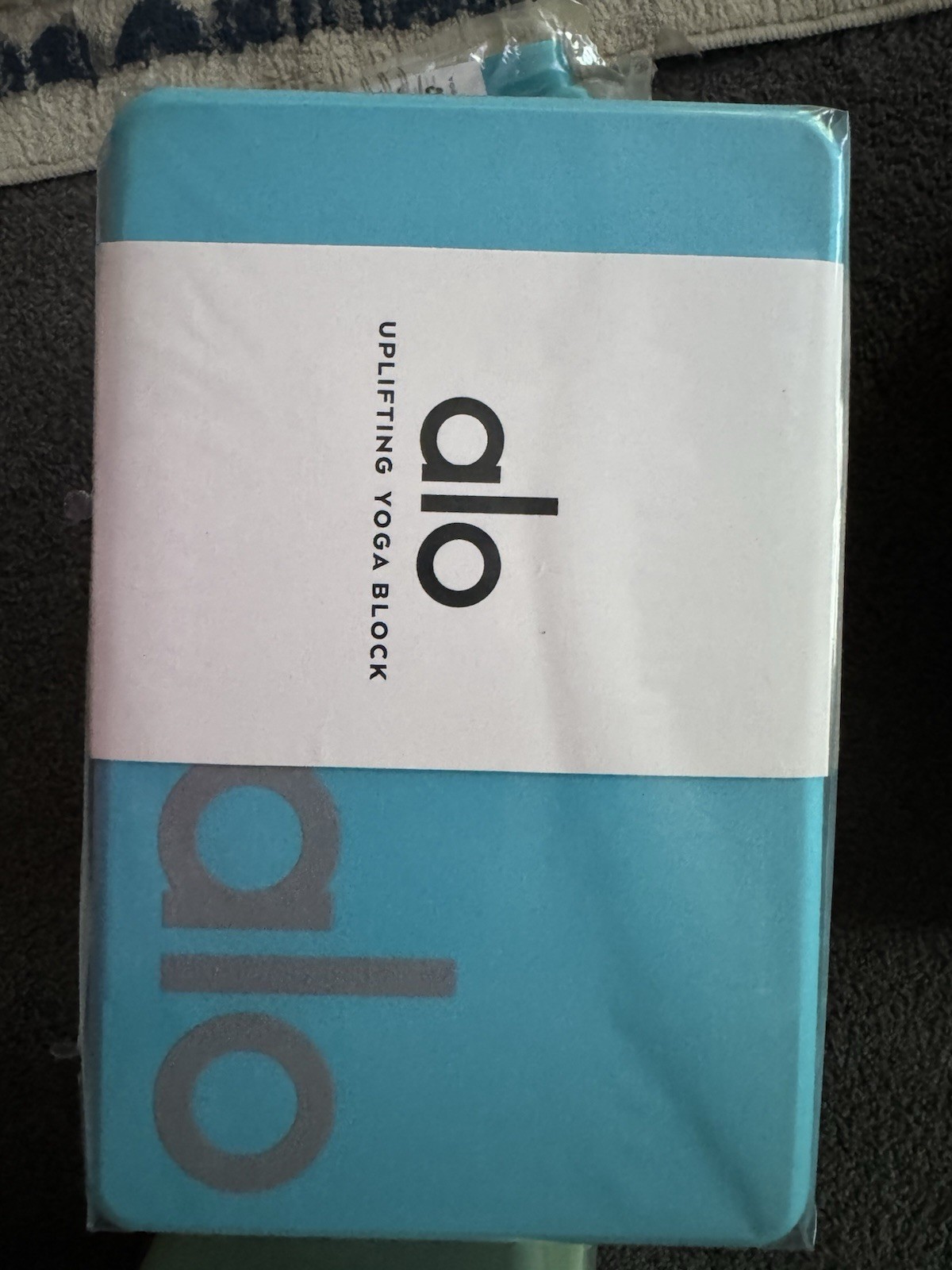 Alo Yoga Uplifting Yoga Block A0084U EVA Foam Aqua/Silver 9x4x6 7oz