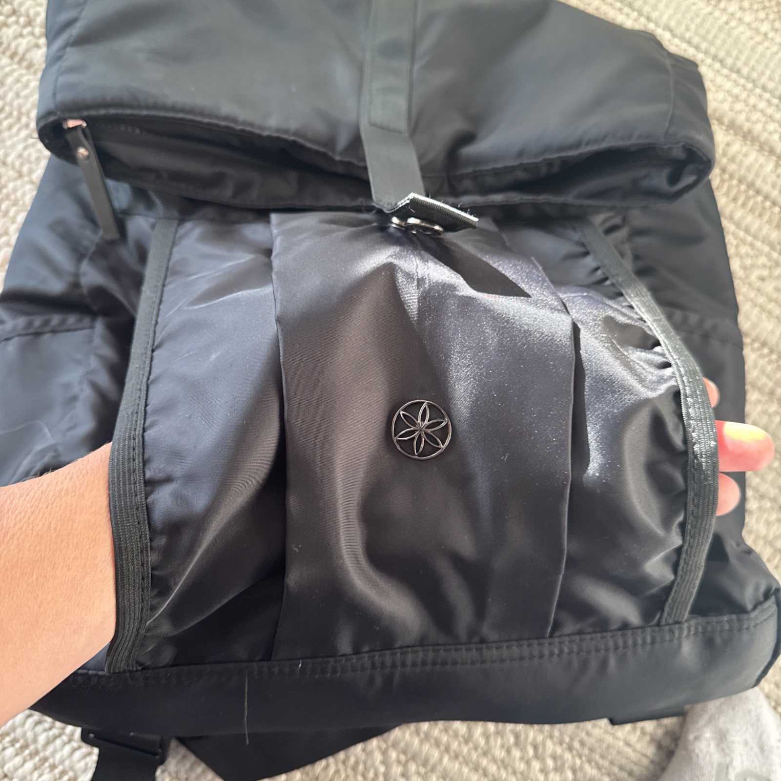 Gaiam EUC Holds Everything Yoga Mat Bag Backpack Yoga Mat Carrier Sleeve black