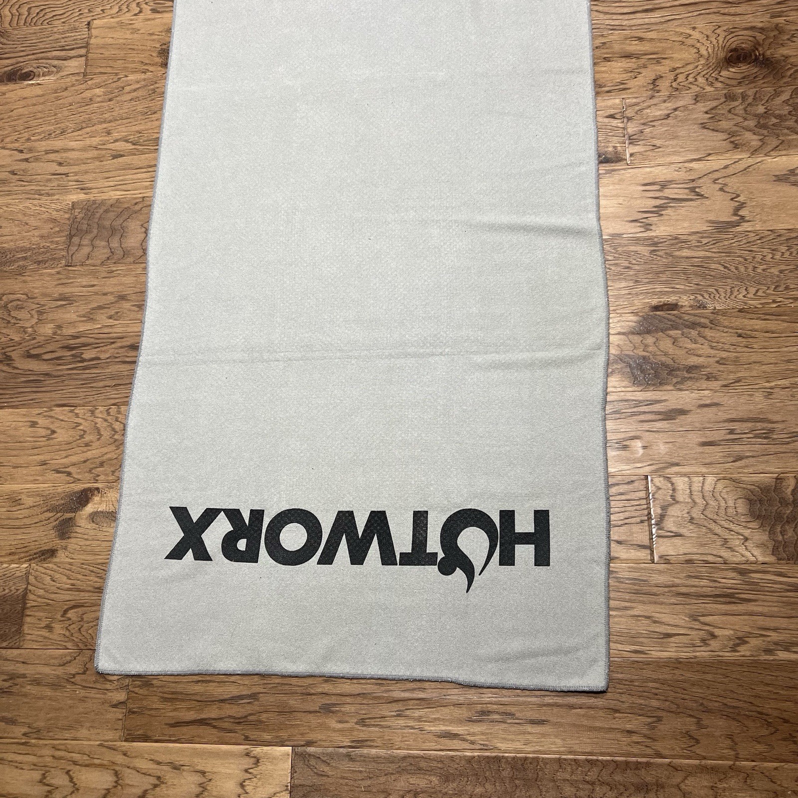 Hotworx Yoga Towel Non Slip Microfiber Workout Fitness Mat Absorbent Gray 78×29