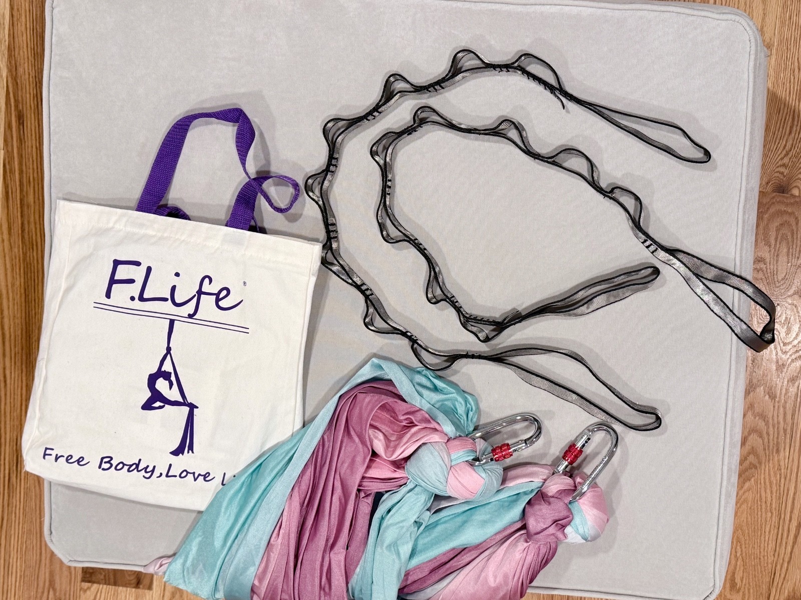 F.Life Aerial Yoga Hammock Kit 5.5 Yards Ombré Nylon Carabiners Daisy Chain Bag