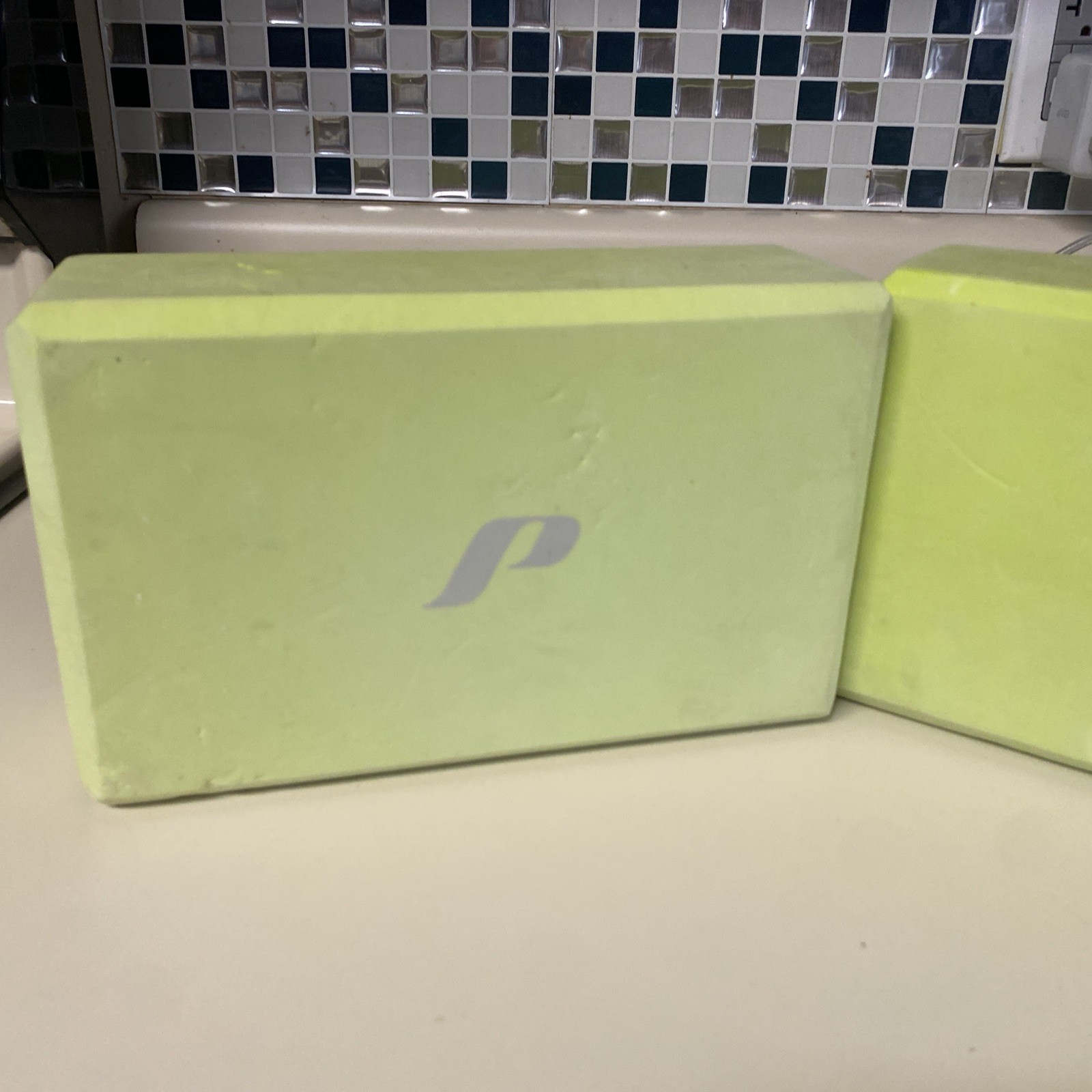 Proform Yoga Block Lightweight Stability Balance Alignment X2 Green