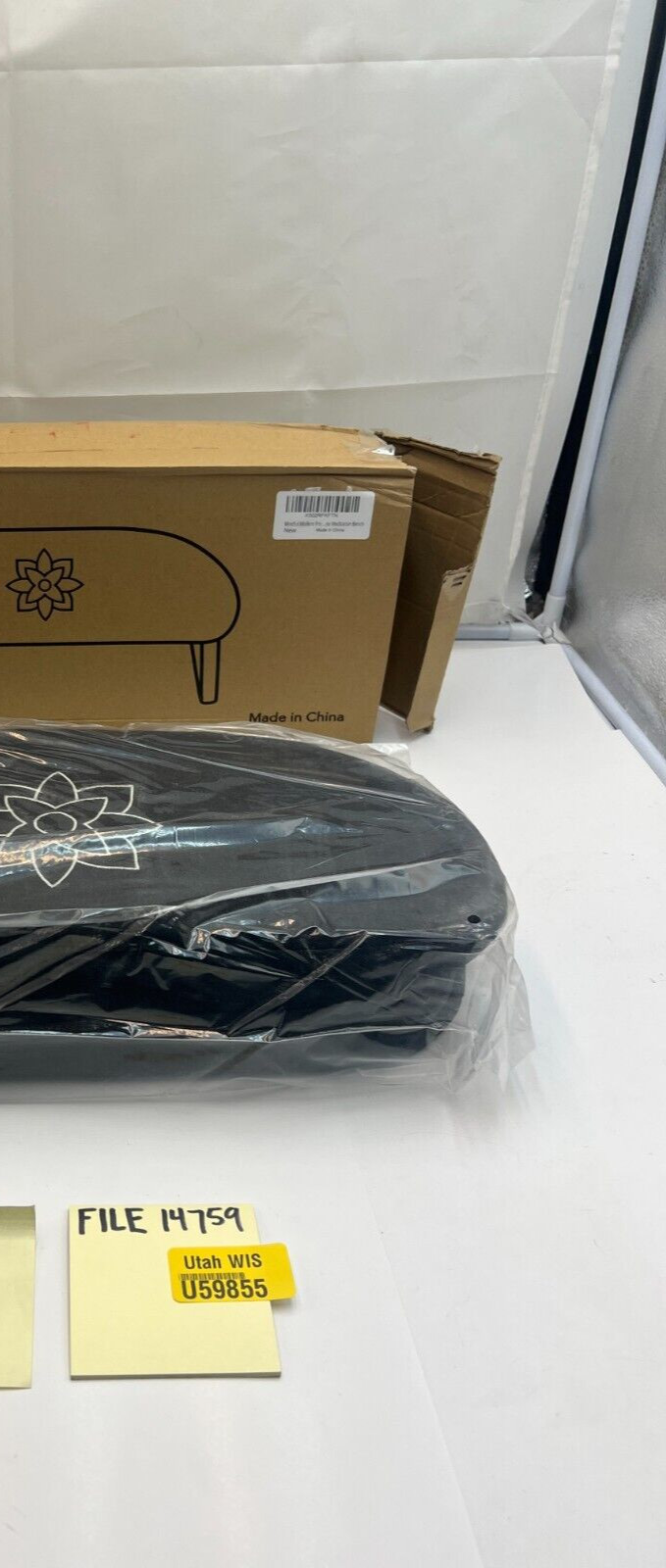 (QTY 1) MINDFUL & MODERN Meditation Bench with Cushion