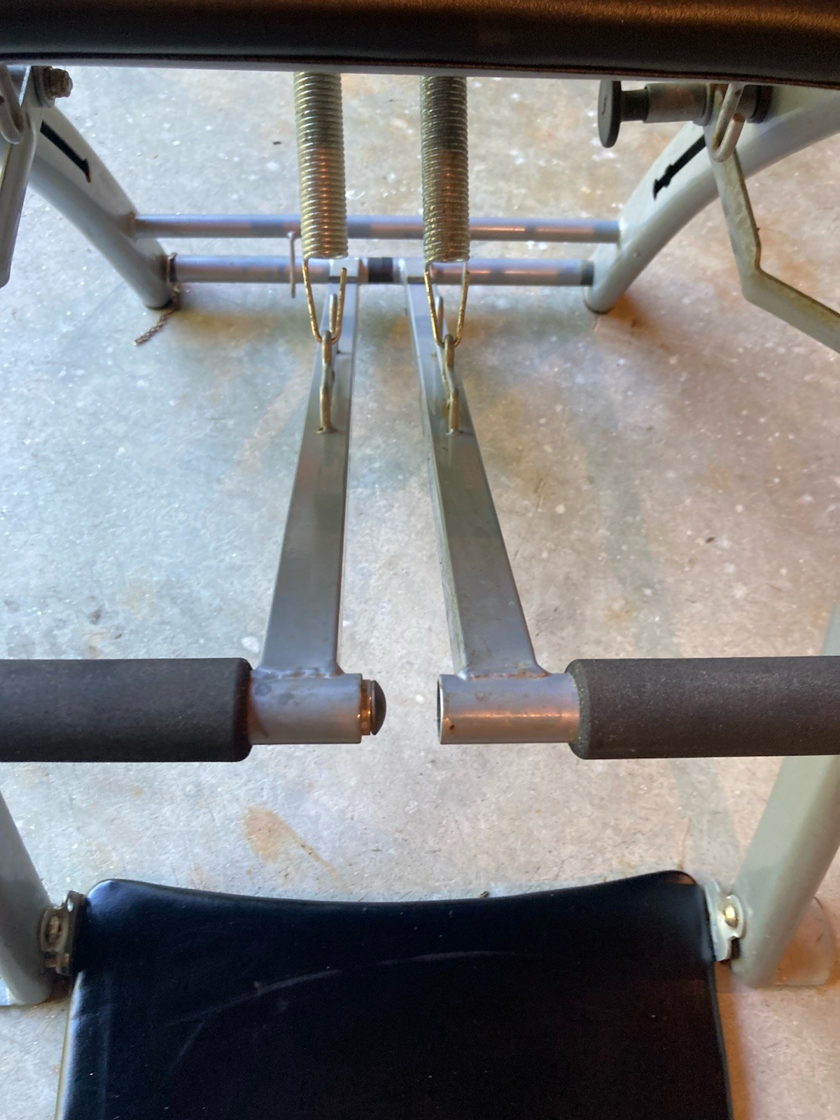 Malibu Pilates Pro Chair Bench Workout Machine 3 DVD’s & High Impact Springs