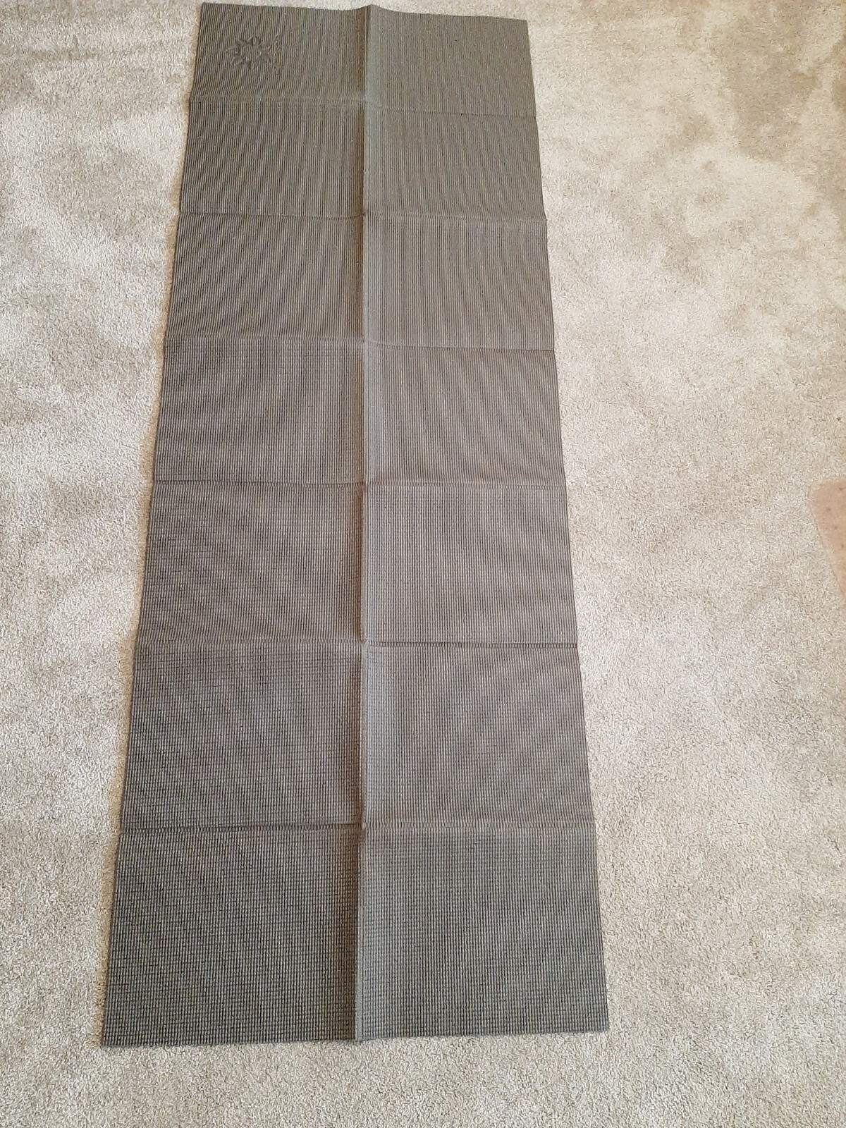 Primasole Folding Yoga Travel Pilates Mat Foldable 4 mm Gray 68&Prime;L x 24&Prime;W x 0.16&Prime;