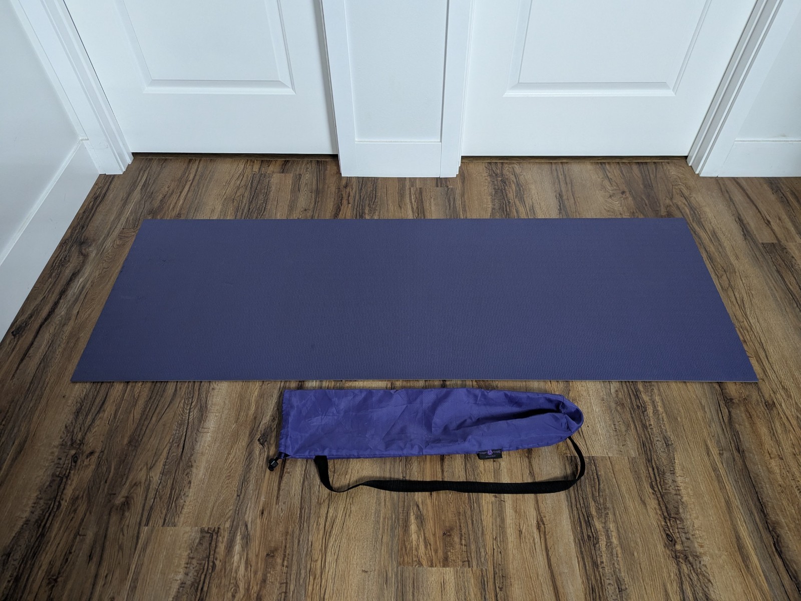 Hugger Mugger yoga mat – 24&Prime; x 67&Prime; – purple/gray with bag – light, grippy, cushy