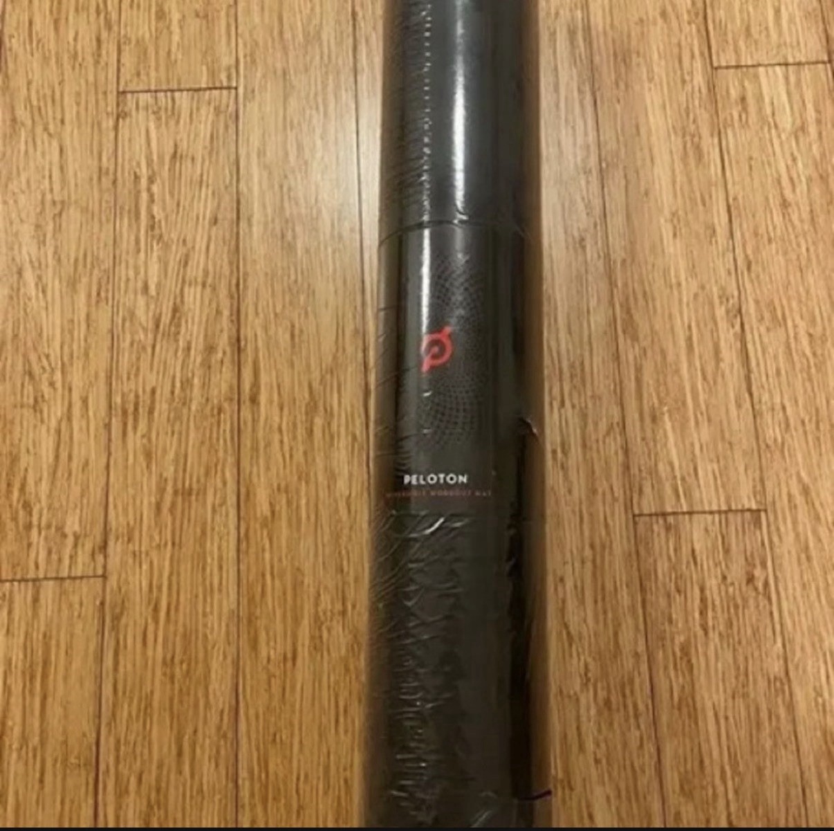 Peloton Yoga Mat Natural Rubber Textured Surface 71 x 26 in Black/Red