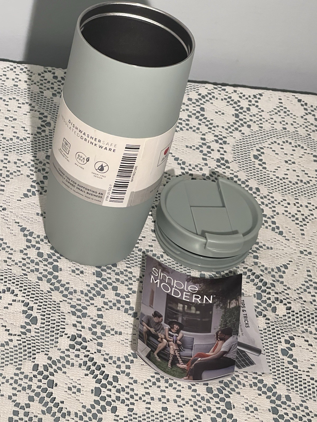 YOGA Health Package – Gaiam Matt – Yoga Card Poses- Wellness Dice- Thermos-J3