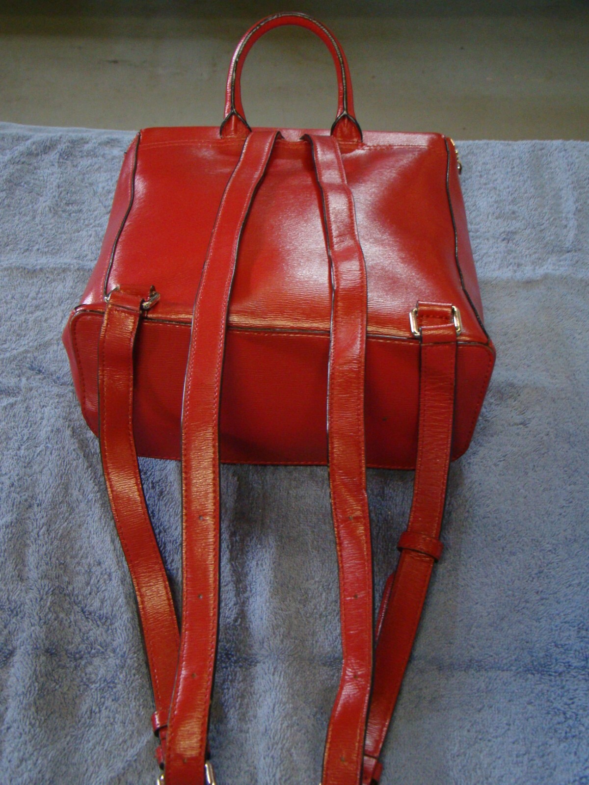 DKNY Womens Bryant Park Leather Top Zip Backpack One Size