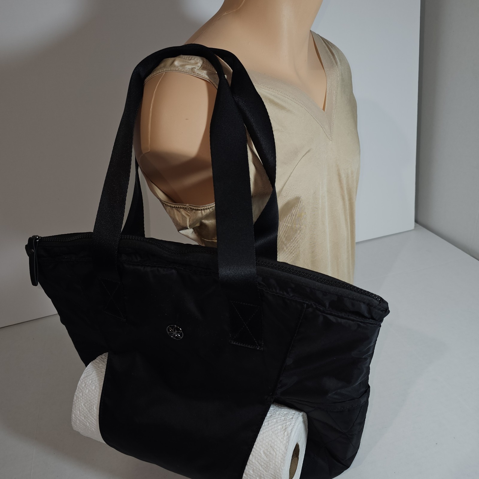 Large Black Gaiam Yoga Gym Bag Shoulder Tote w/ Mat Holder Water Bottle Pockets