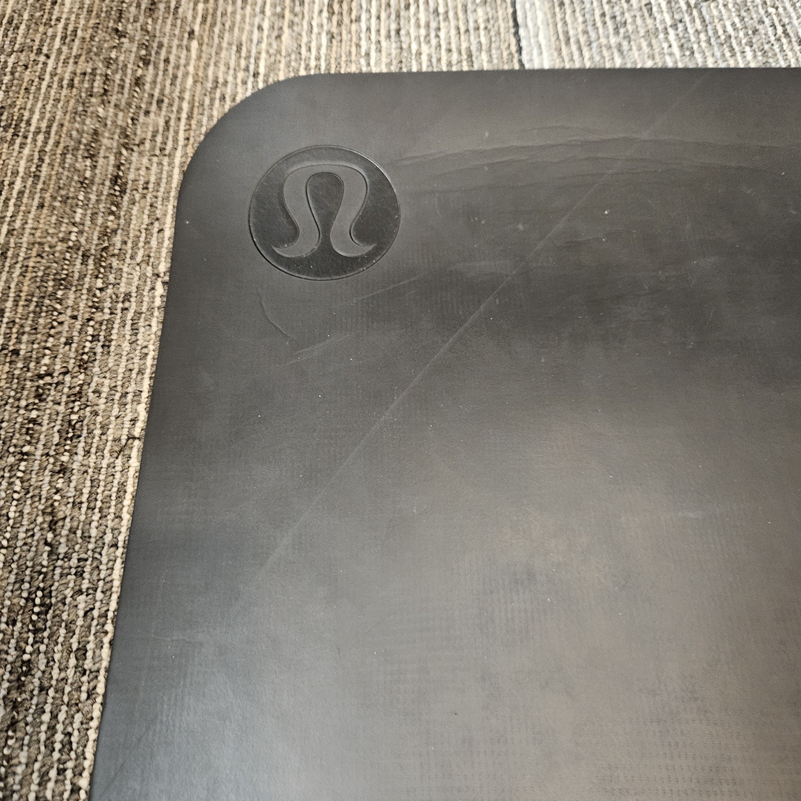 Lululemon Reversible Yoga Mat Wordmark 5mm, ~Black/Tiger & Navy / Sonic Pink
