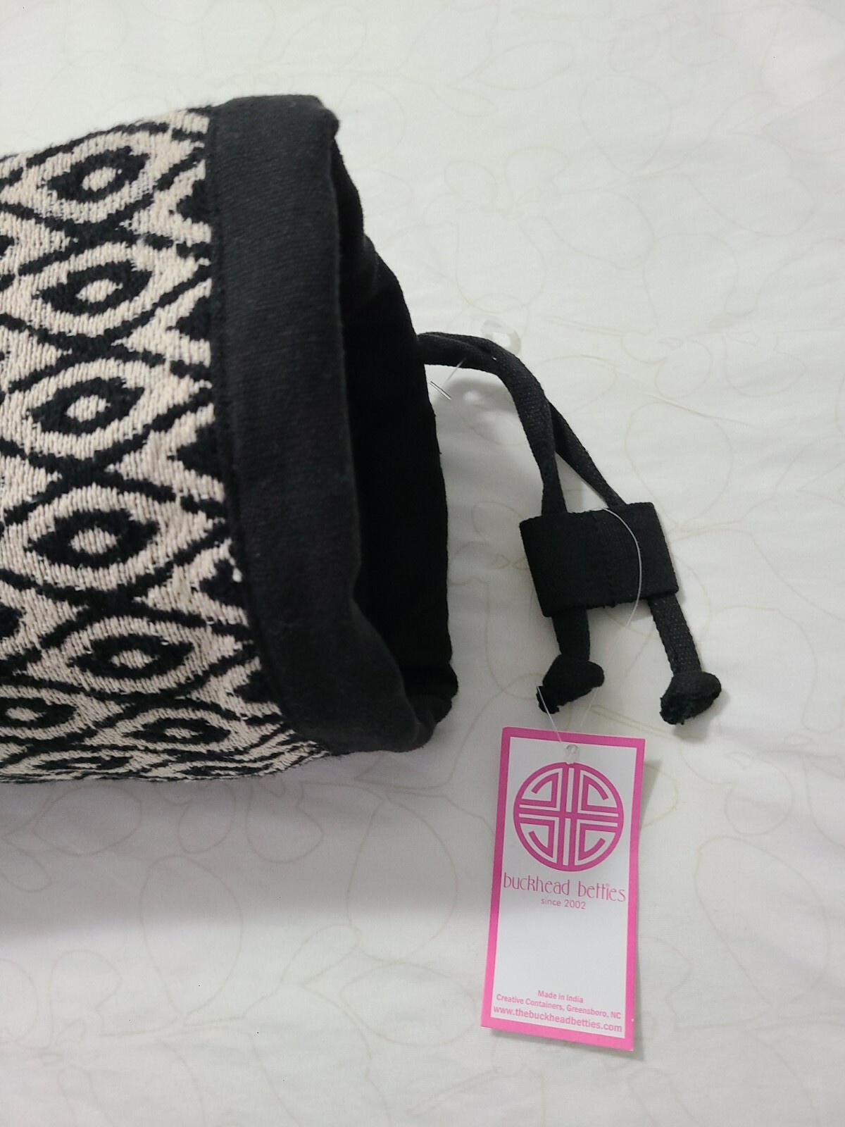 Yoga Bag Buckhead betties Boho Adjustable Strap Exercise Durry Black/Cream