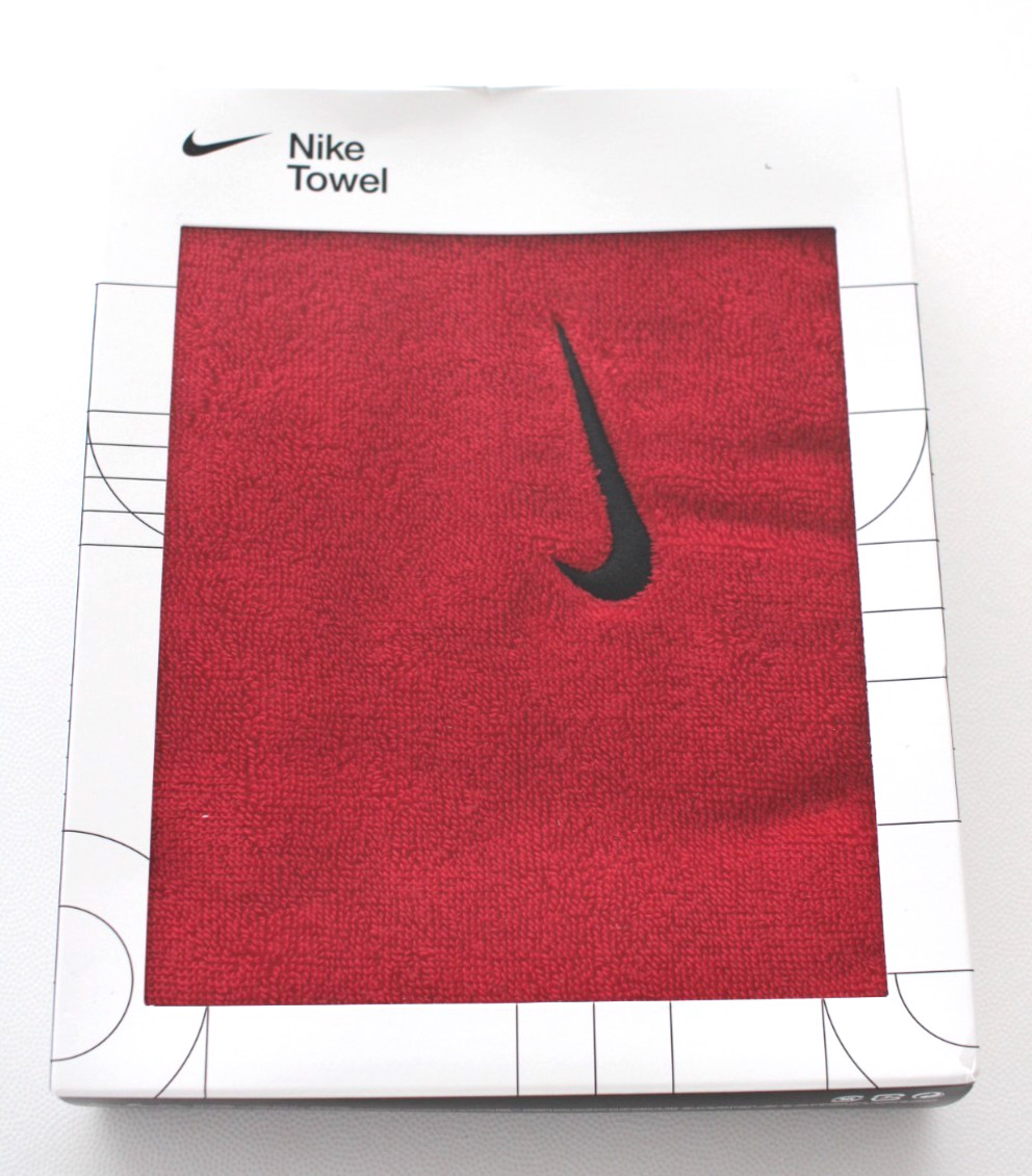 Nike Towel Medium 13&Prime;x31&Prime; Red/Black 100% Cotton
