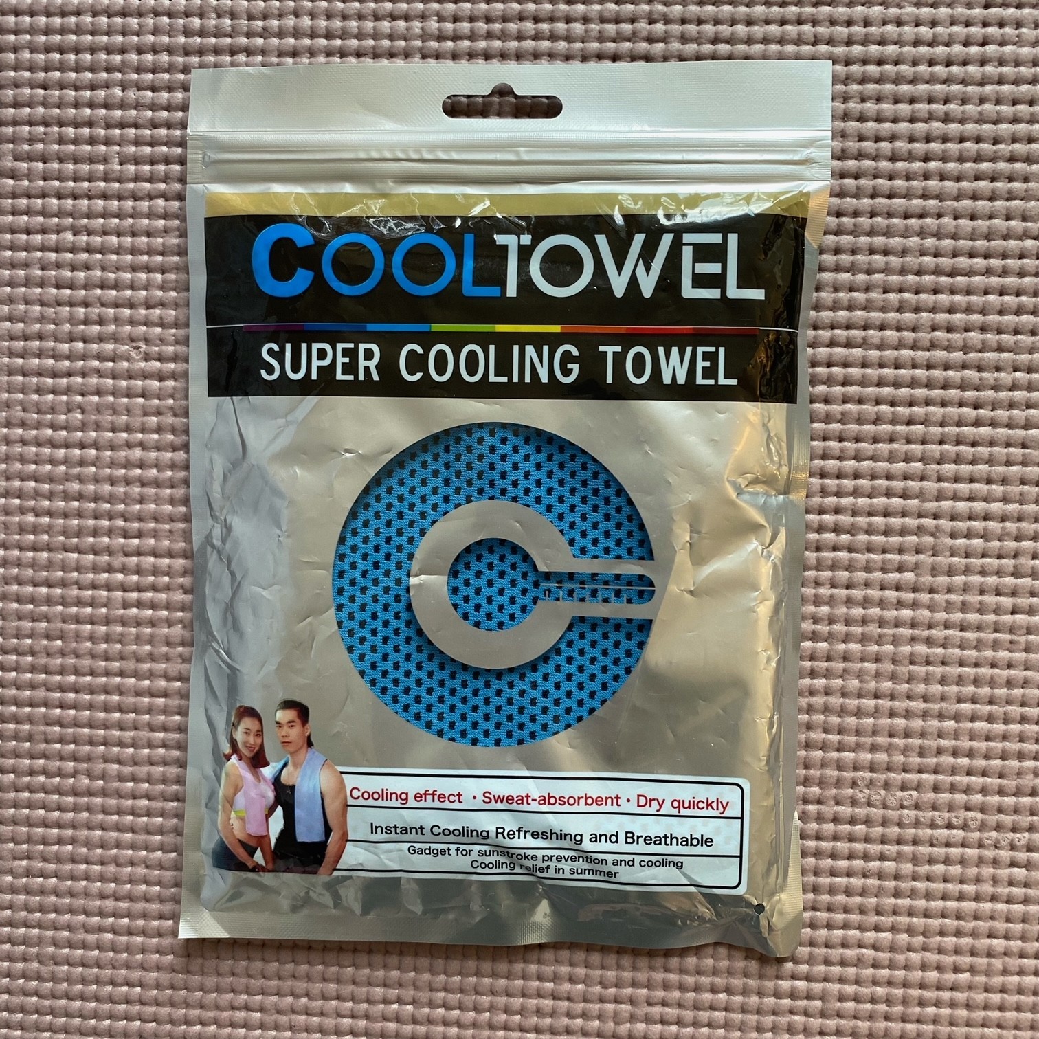 New/Opened Super COOLTOWEL Light Blue Yoga Towel 31 »L x 11&rsquo;W Best Seller
