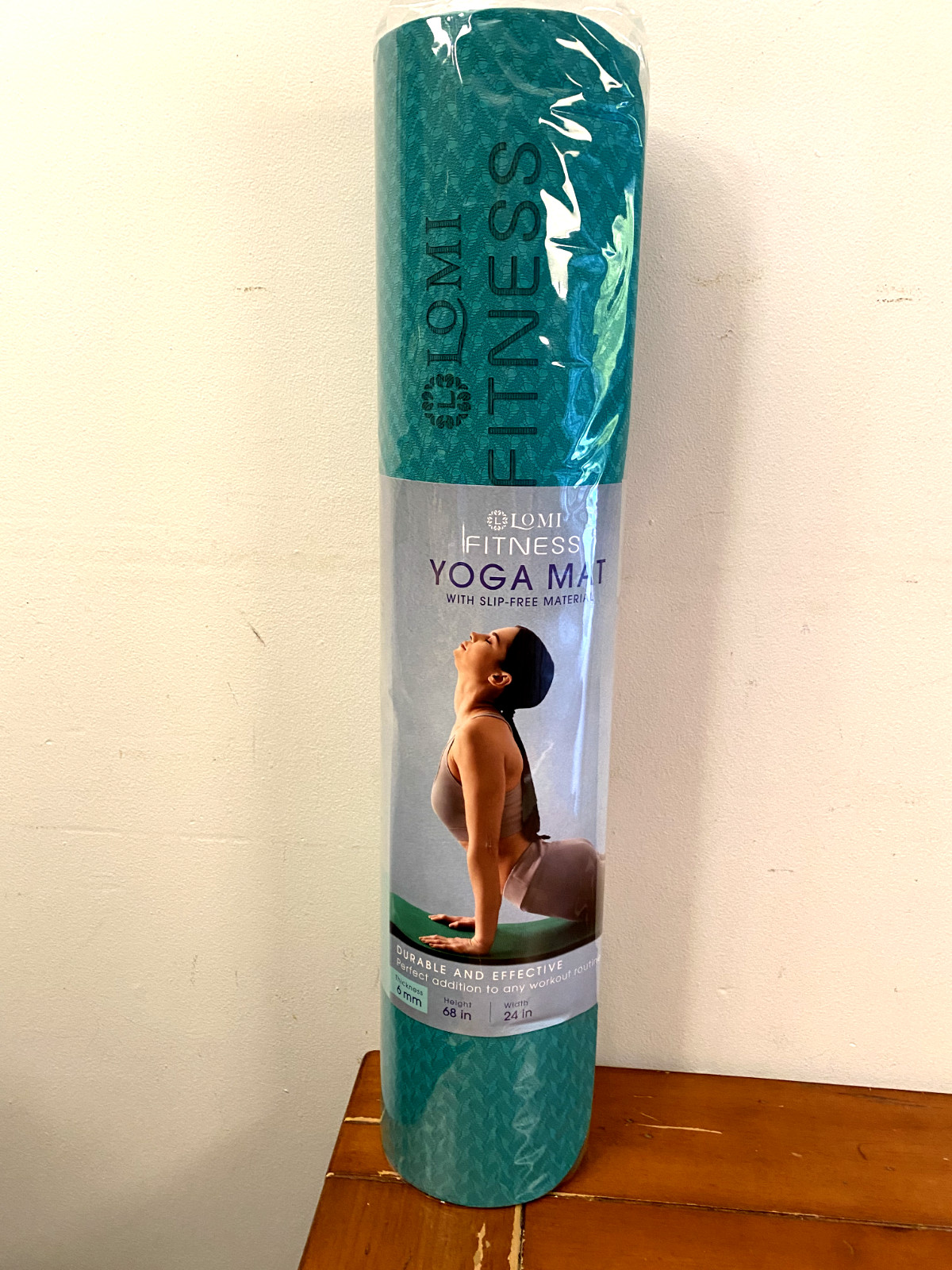 Lomi Fitness – Yoga Mat – Slip Free Material – Emerald Green – 68in x 24in New