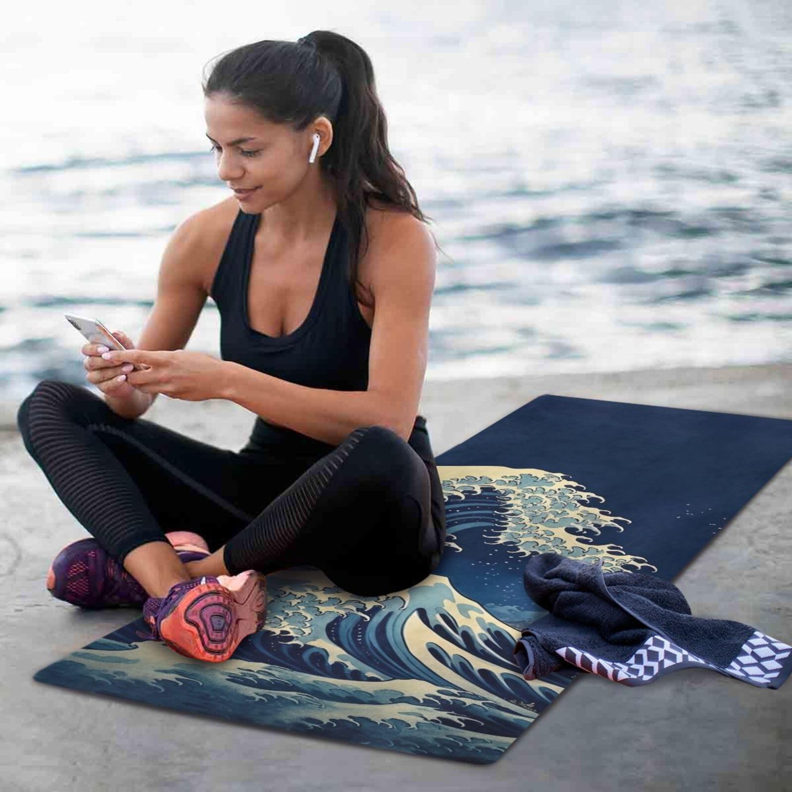 Japanese Waves Yoga Mat for Women Men 71&Prime; x 26&Prime; Non Slip Exercise & Fitness M…
