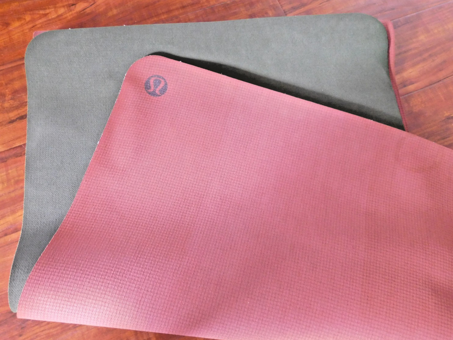 Lululemon Yoga The Mat 5mm FSC™ Certified Rubber Sold Out Green/Orange nonslip