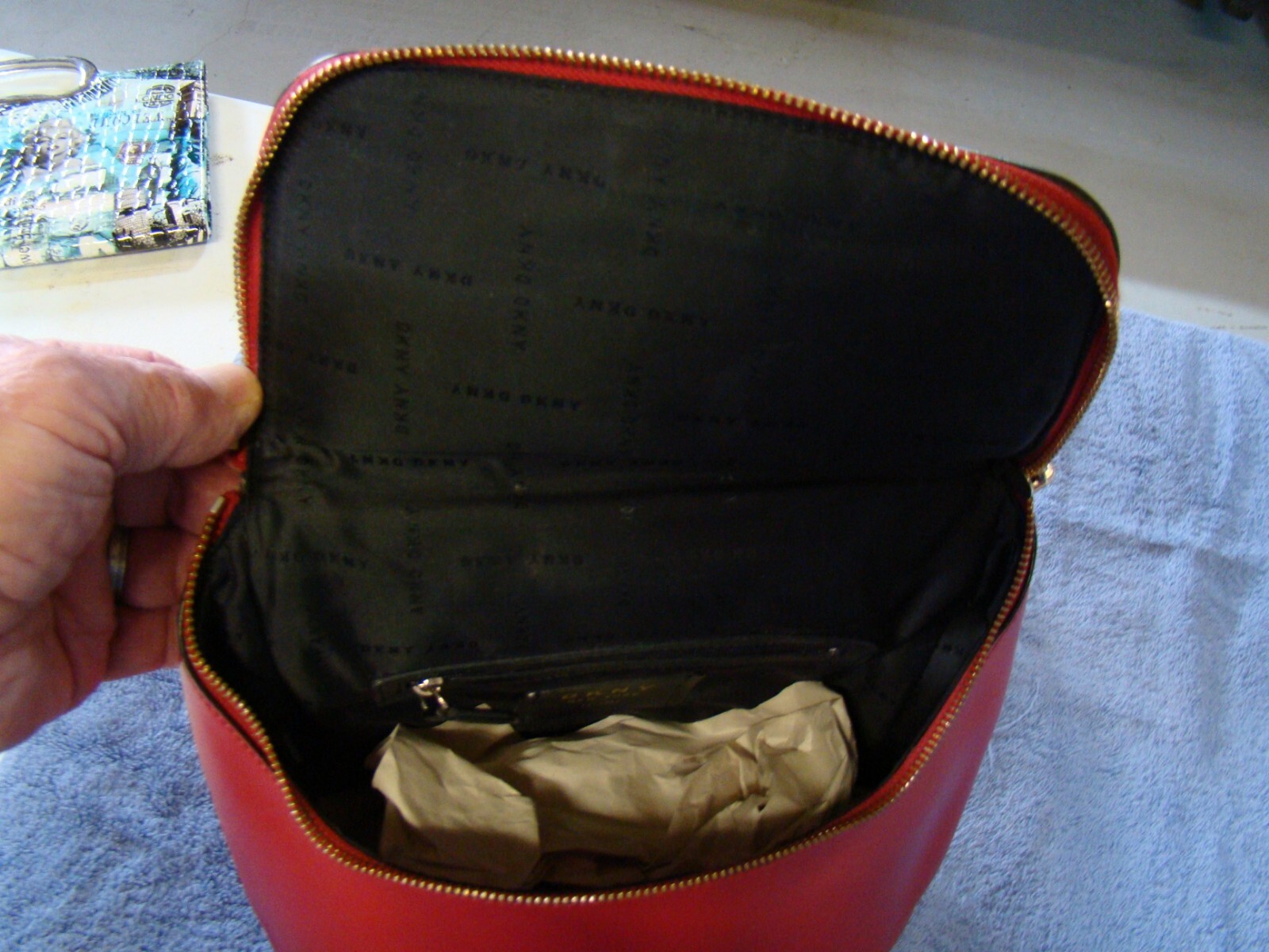 DKNY Womens Bryant Park Leather Top Zip Backpack One Size