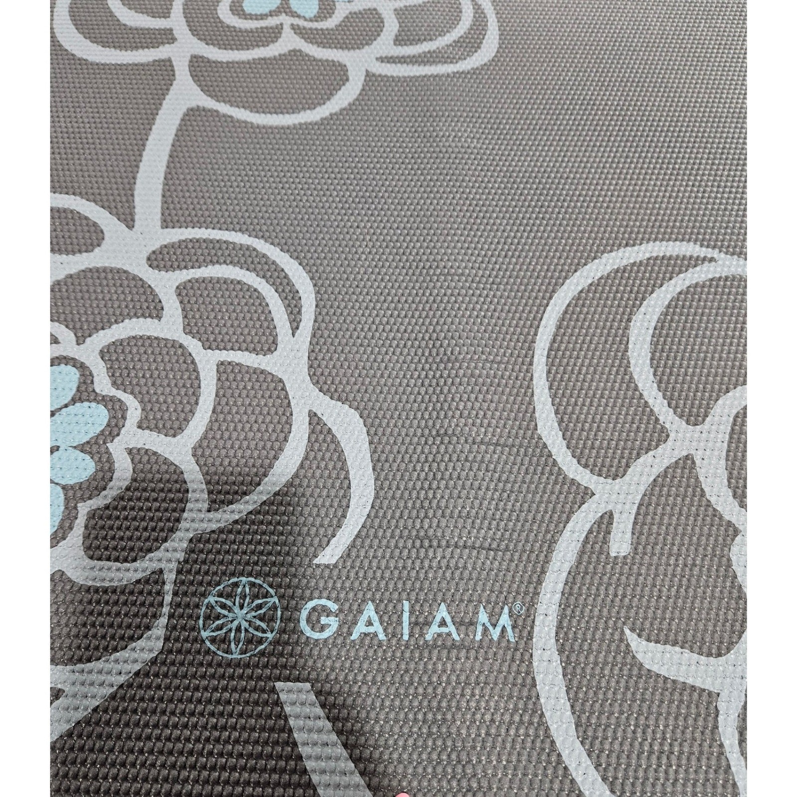 Gaiam Yoga Mat 6mm Grey Light Blue Floral Premium Print Exericise Mat 68×24