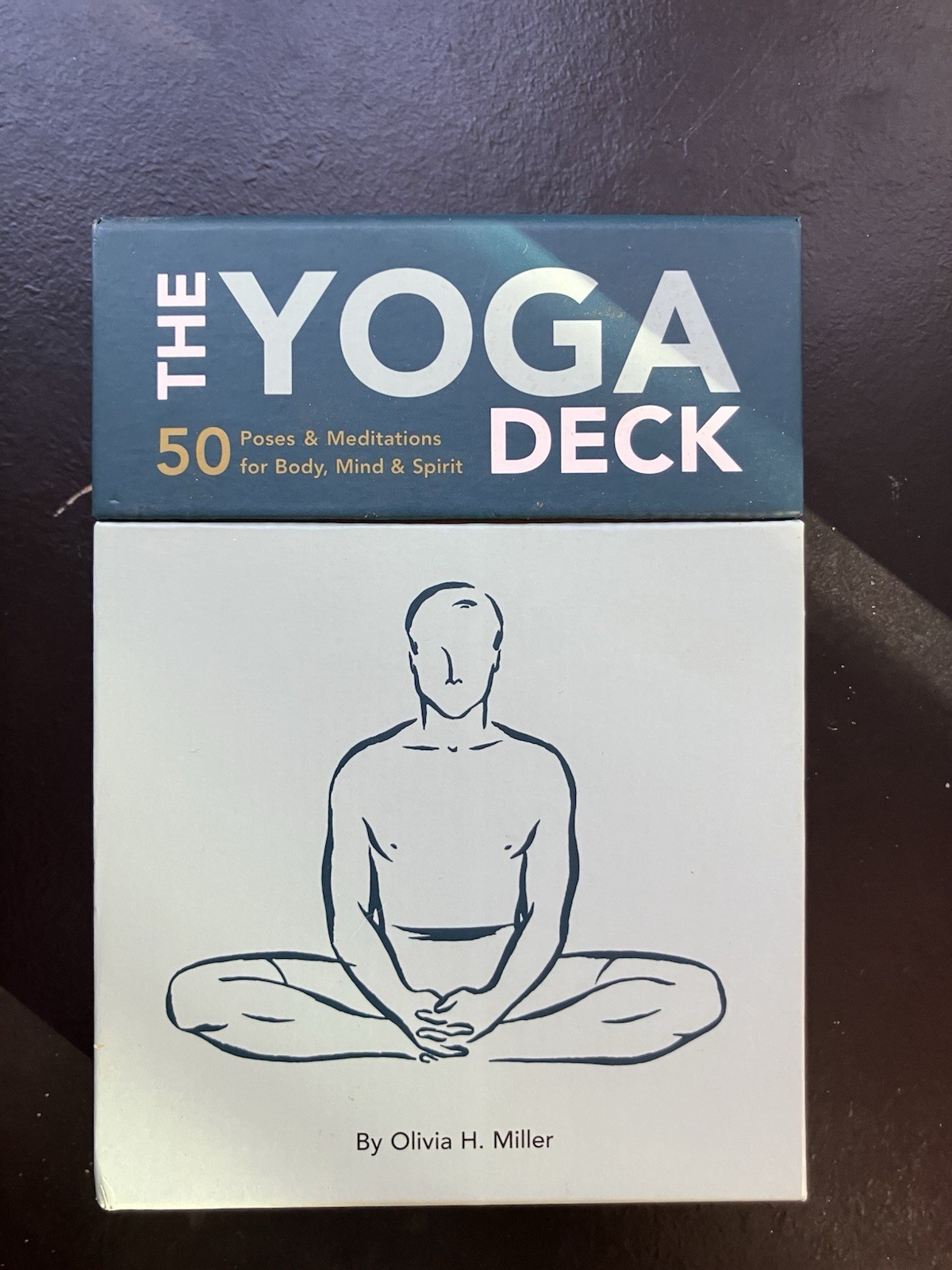Chronicle Books The Yoga Deck 50 Illustrated Portable Yoga & Meditation Cards