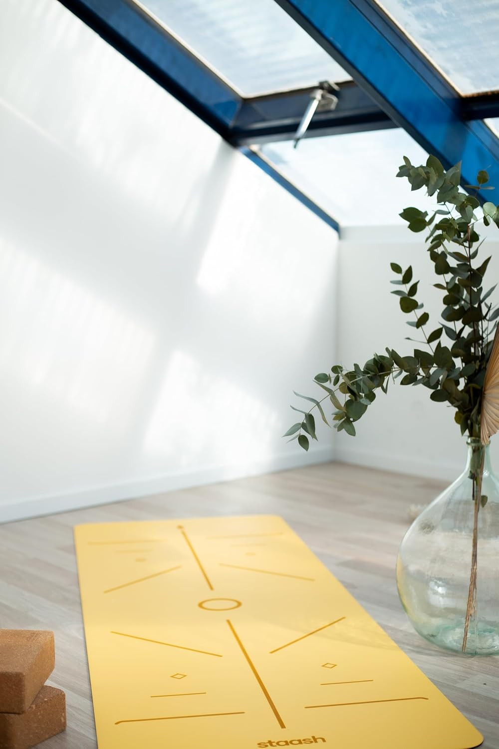Eco-Friendly Premium Yoga Set: Mat, Towel, Strap & Knee Pad Included