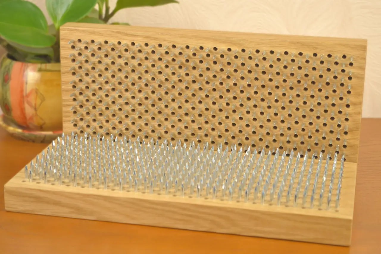 Oak Sadhu Board « Mandala » Galvanized Nails 10 mm/0.4 inch