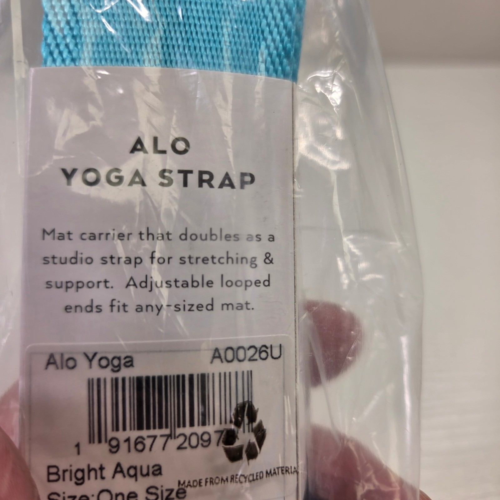 Alo Yoga Strap Bright Aqua Mat Carrier Studio Support Prop A0026U New