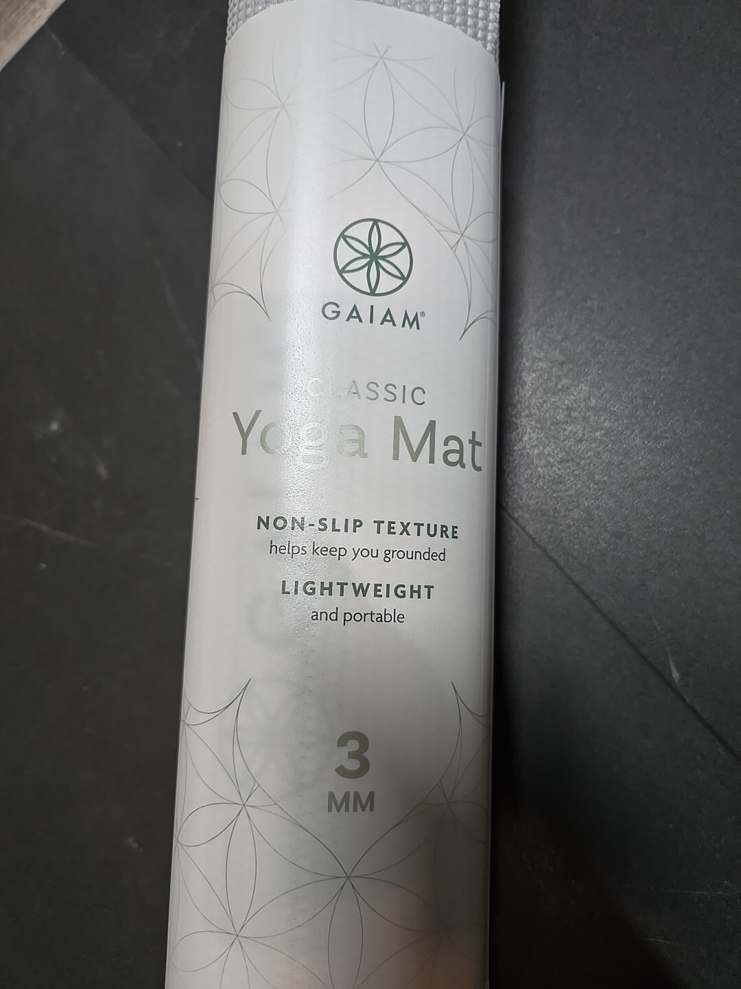 Gaiam Classic Yoga Mat 3MM Lakeside Light Grey Lightweight Portable Non-Slip NEW