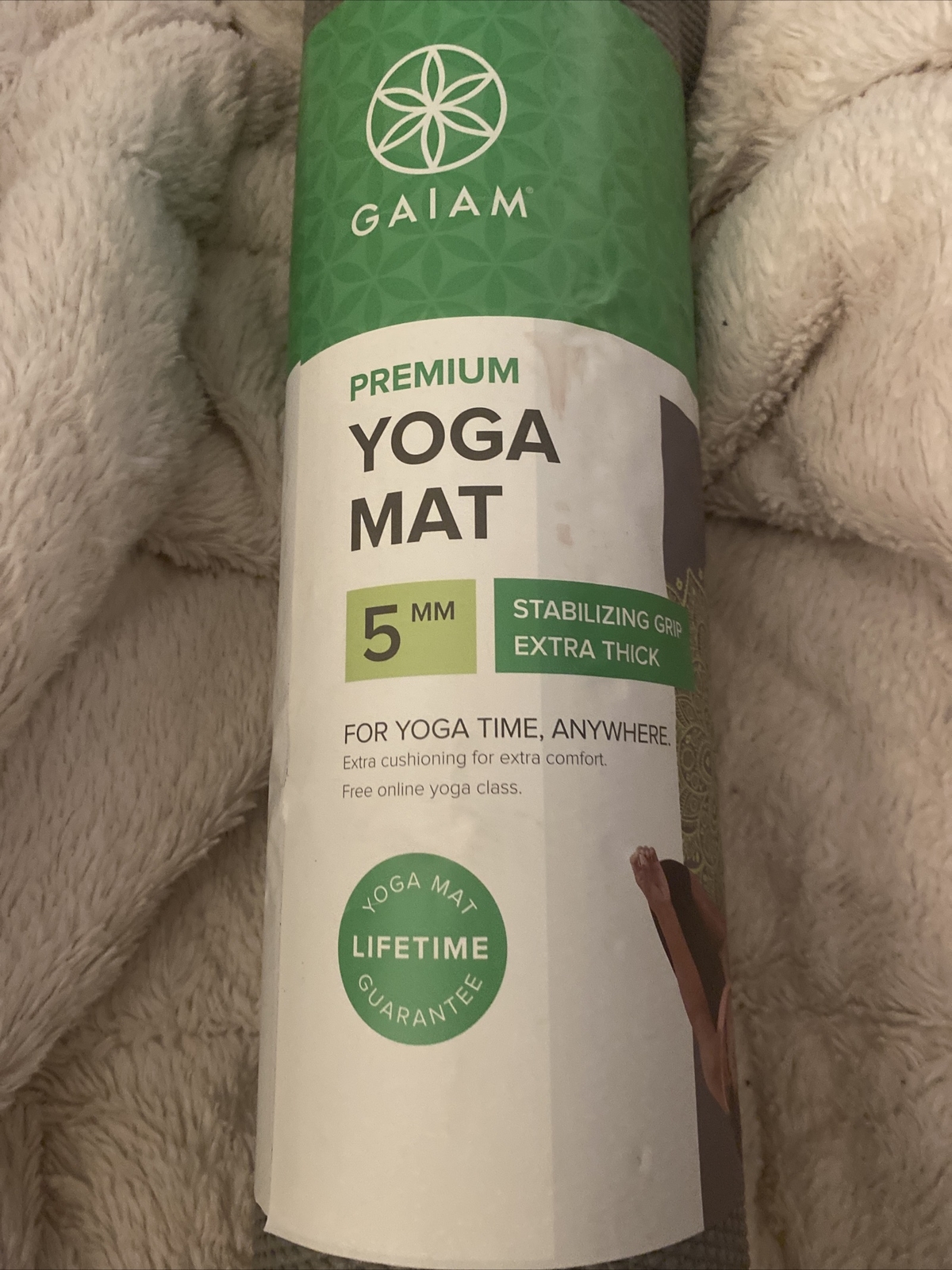 Gaiam Premium Print Yoga Mat 5MM Stabilizing Grip – Extra Thick 68&Prime; x 24&Prime; Gray