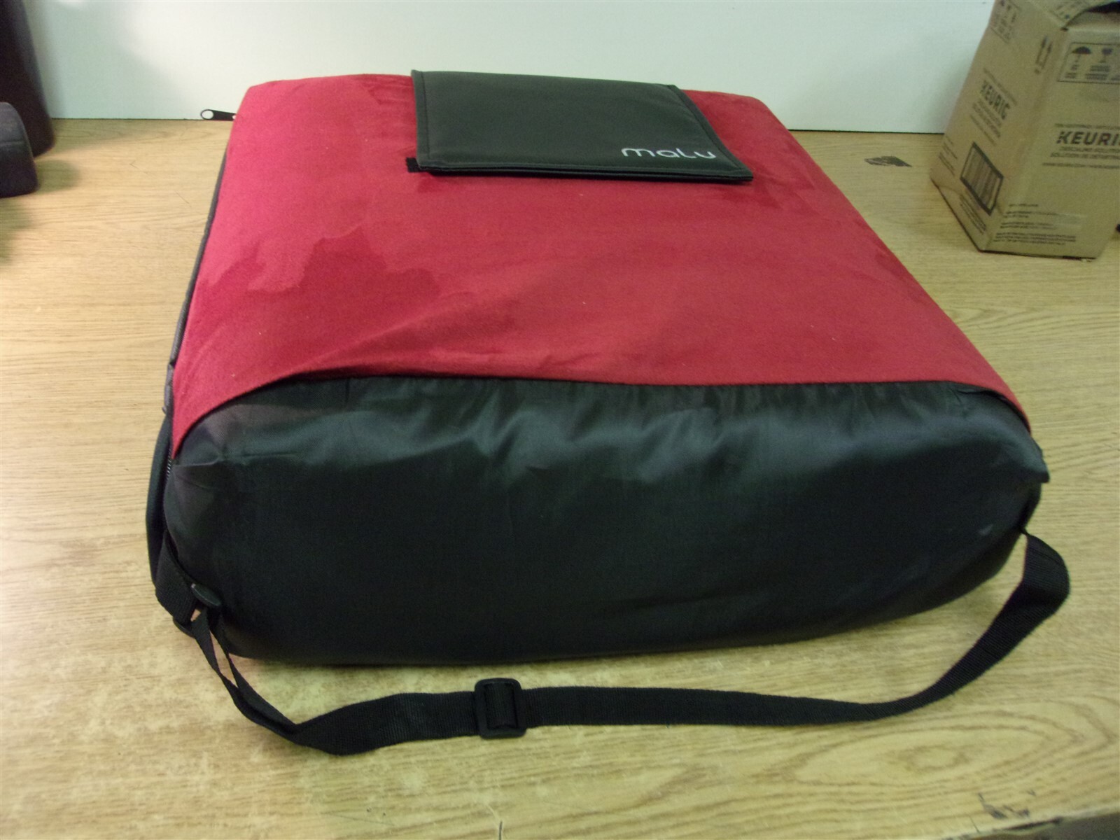 NEW Malu Luxury Padded Floor Chair with Back Support Red/Black