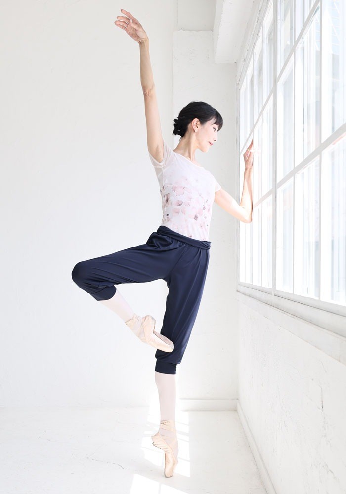 Air Veil Medium Pants (Spring/Summer) Relaxed Fit, Flattering