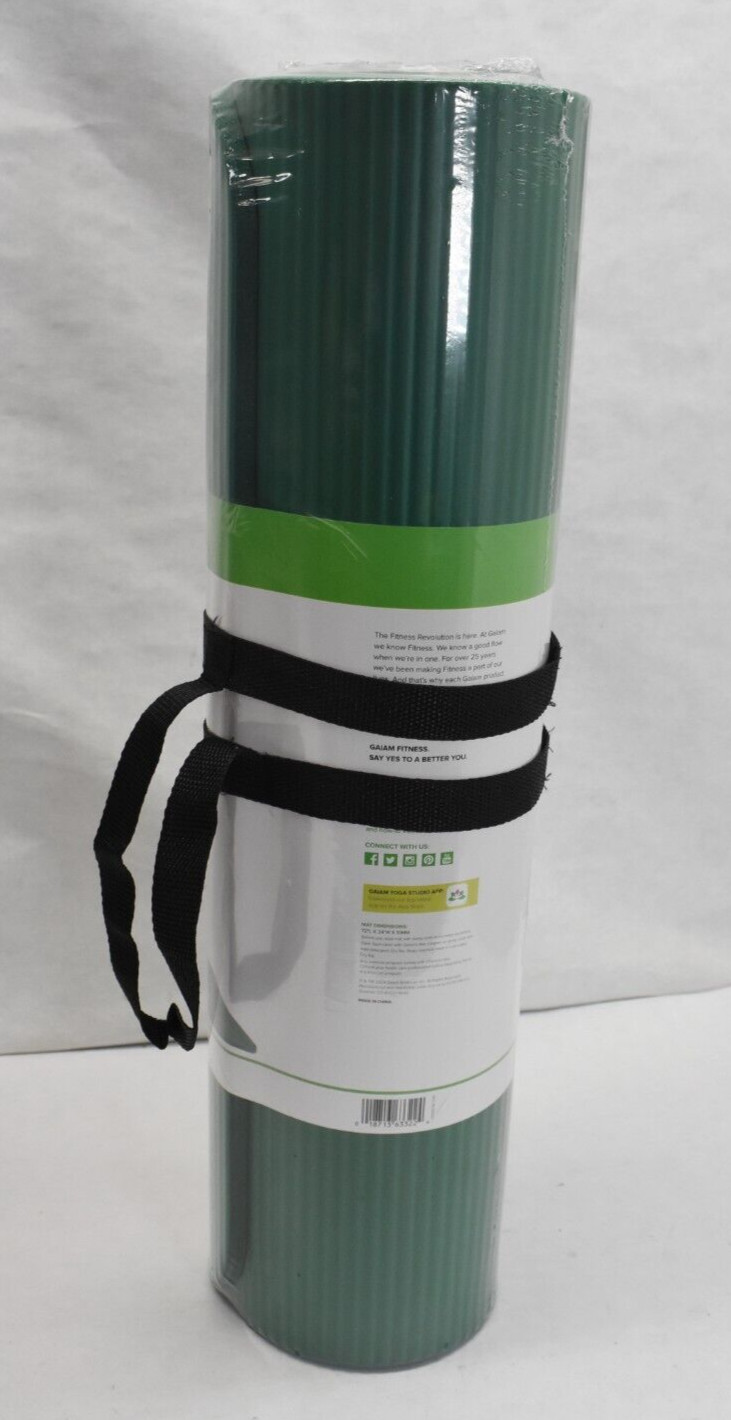 Essentials Thick Yoga Mat with Cinch Carrier Strap Textured Grip Green 72&Prime; x 24&Prime;