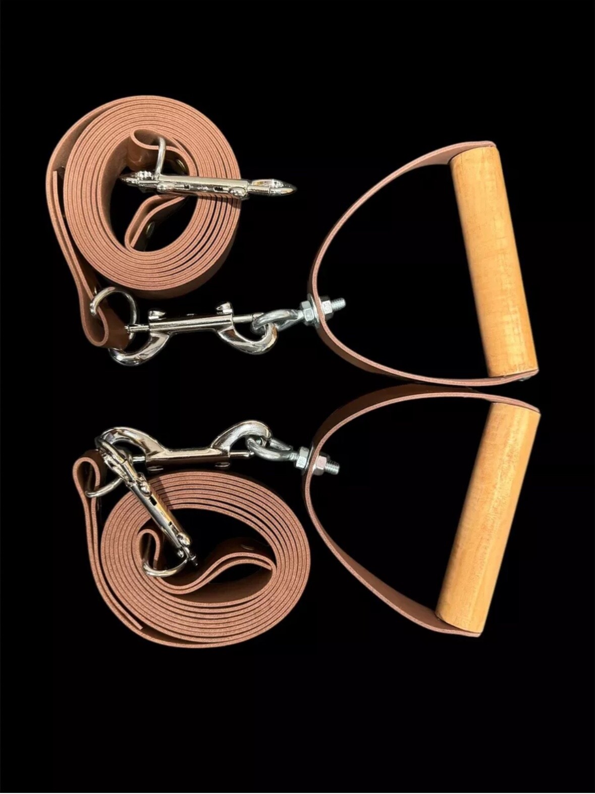 Pilates- Leather Classic wooden swivel grip leather rope
