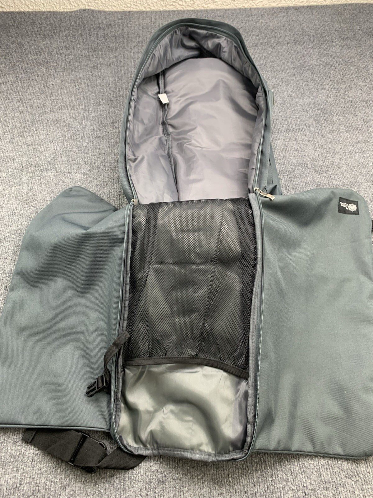 The Original Yoga Sak Backpack Bag Mat Strap Holder Green