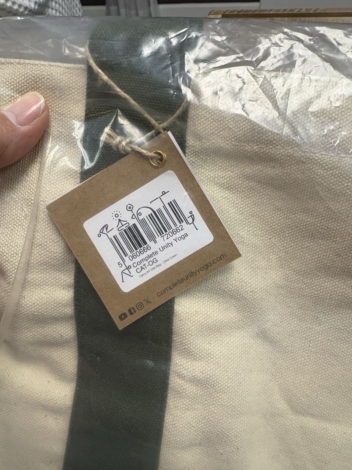 Complete Unity Yoga Premium Carry-All Tote Bag 16x15x9.5in Green/Khaki NWT