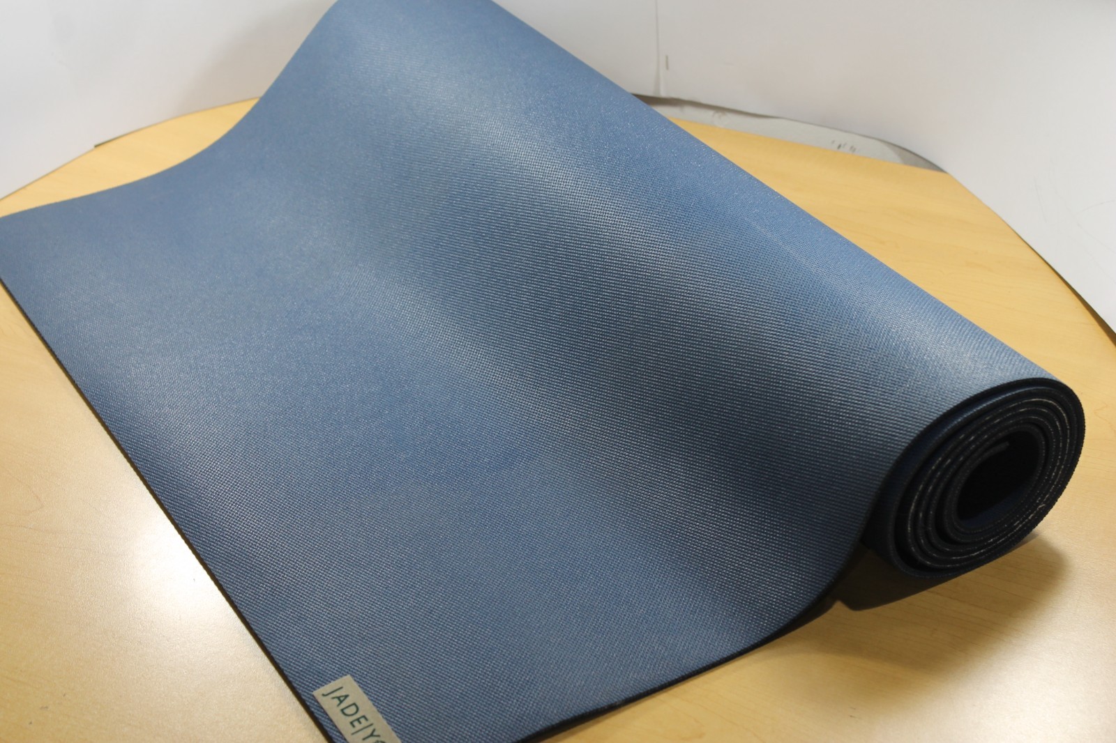 Jade Yoga – Yoga Mat W24 x H74