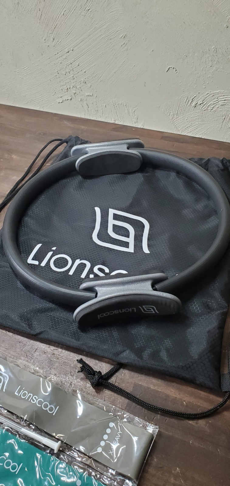 Lionscool 14&Prime; Pilates Ring Plus Bands Circle Black w Exercise Wall Poster & Bag
