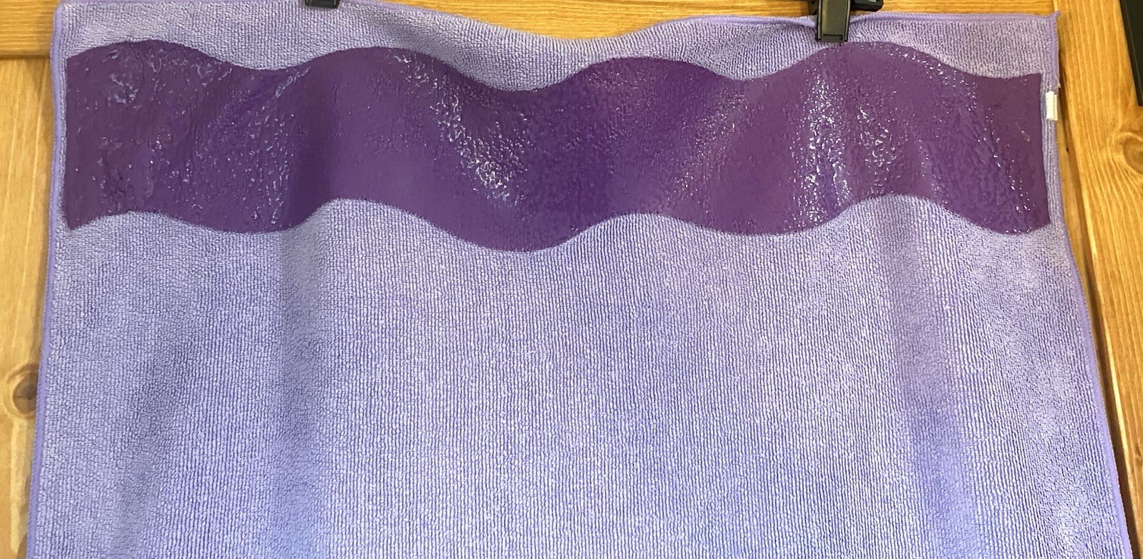 Stick-e Yoga Mat Towel Purple Non Slip Grip Hot Yoga Microfiber Cover Purple
