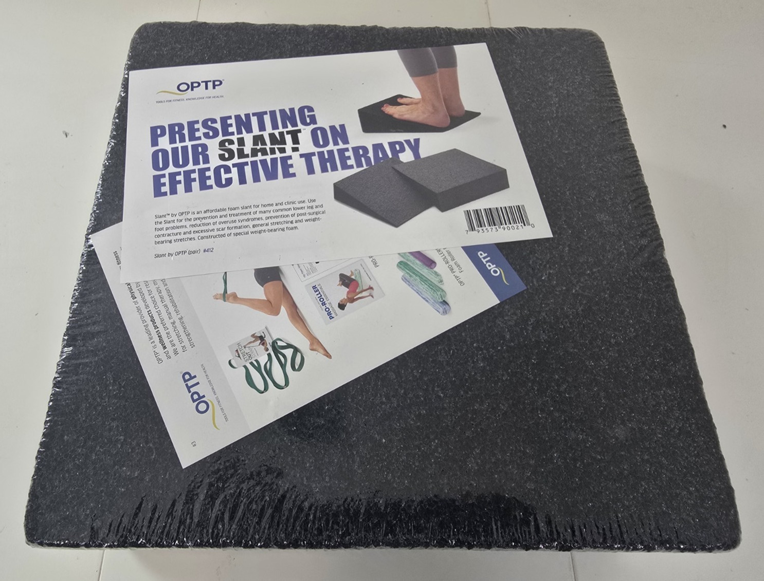 Slant Pair Foam Wedges – Portable Stretching Boards for Pain Relief & Strength