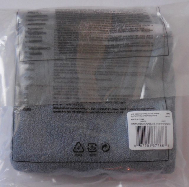Nike Cooling Towel Scarf Ashen Slate/Anthracite/White 17&Prime; X 12&Prime;