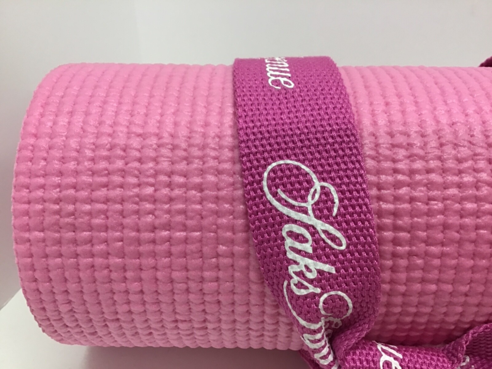 New Pink Saks Fifth Avenue Non-Slip Textured Yoga Mat w/Carrying Strap