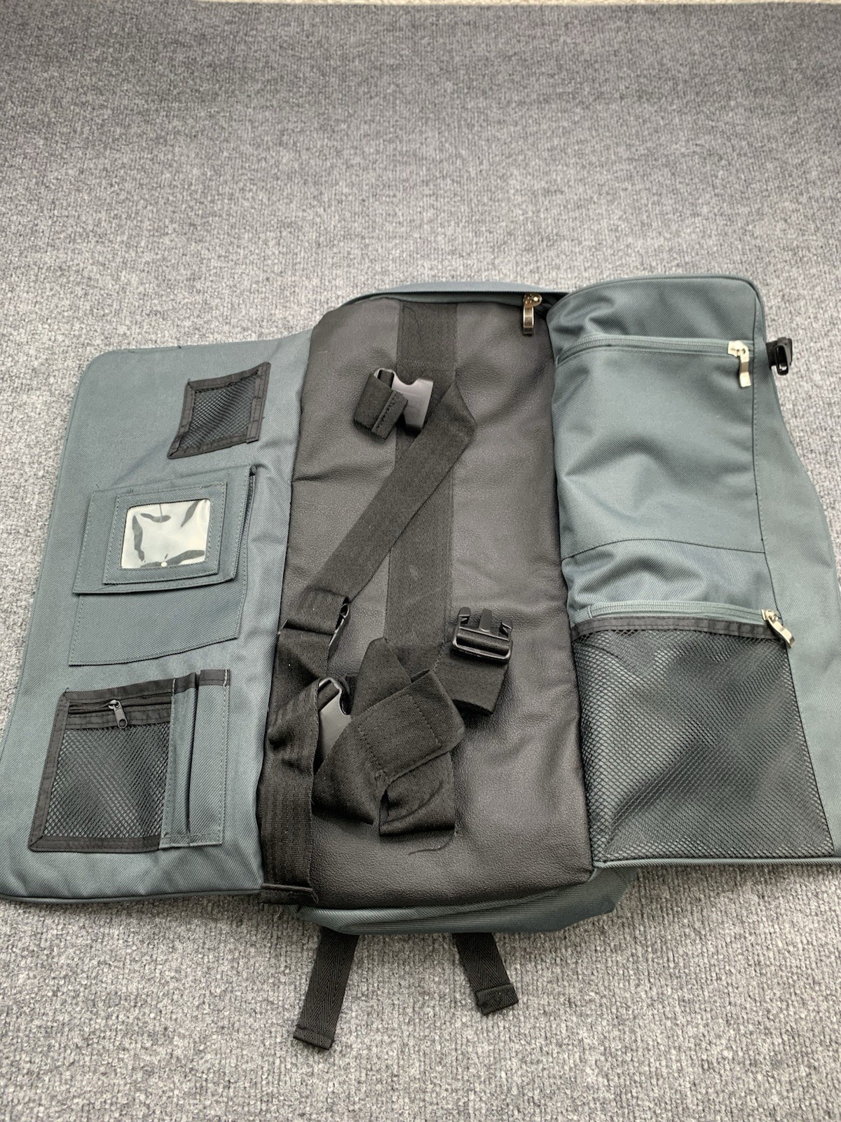 The Original Yoga Sak Backpack Bag Mat Strap Holder Green
