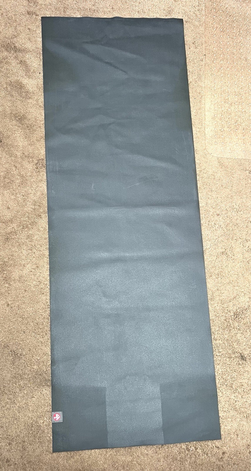 Manduka EKO Superlite Yoga Mat for Travel Lightweight Easy Roll & Fold Charocal
