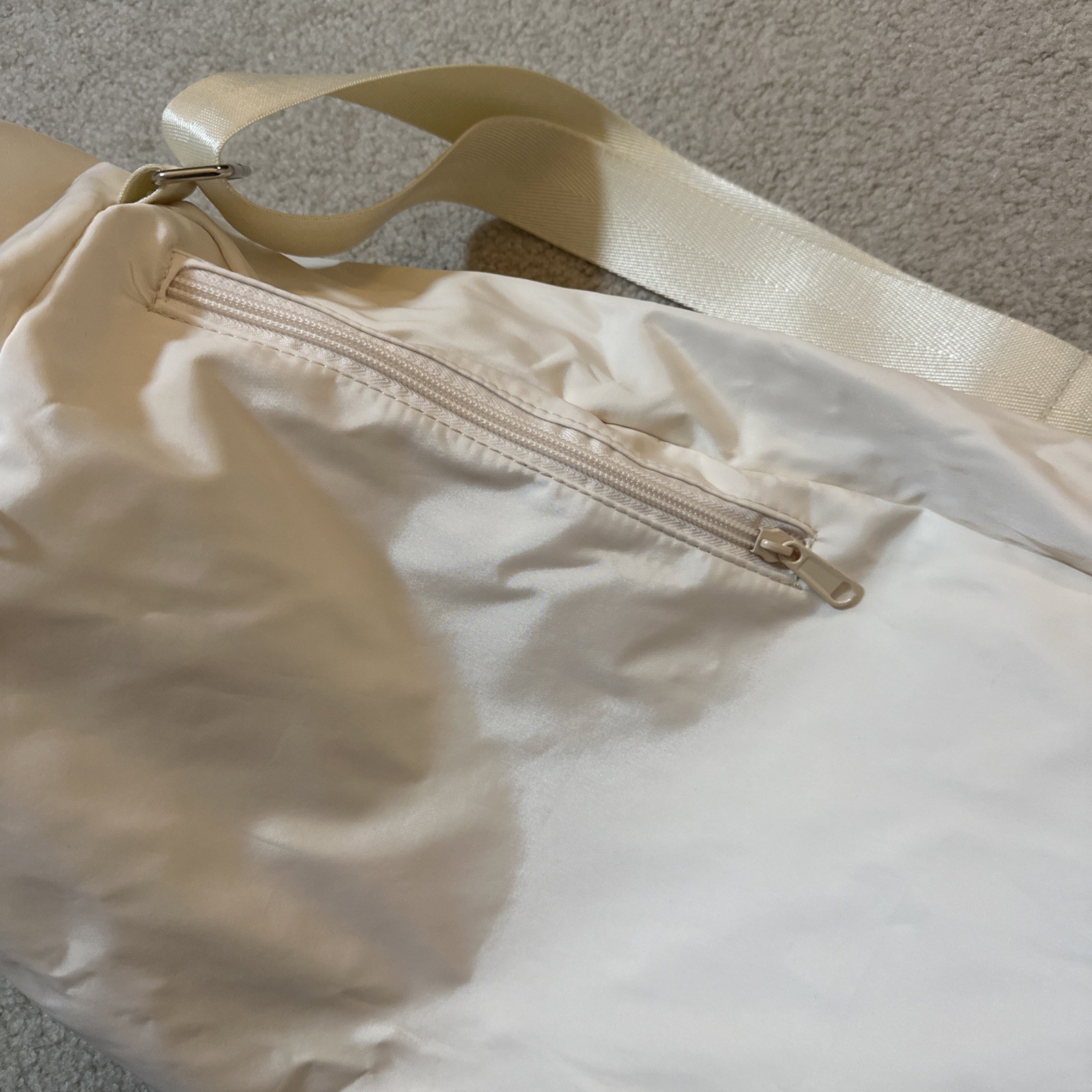 Brand New Sportsnew Yoga Mat Bag, Full Zip Cargo Carrier Bag Large Off white NWT