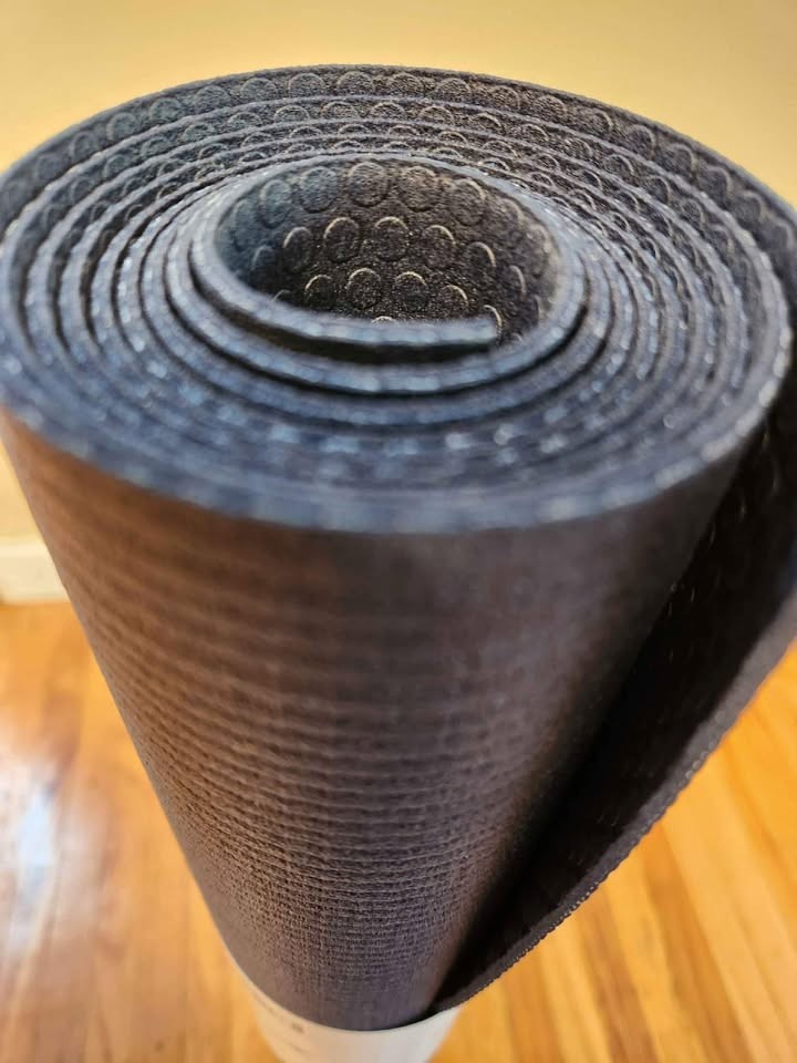 Brand New RARE SOLD OUT Manduka Pro Travel Mat Midnight Yoga Mat 71&Prime;x24&Prime;x2.5mm