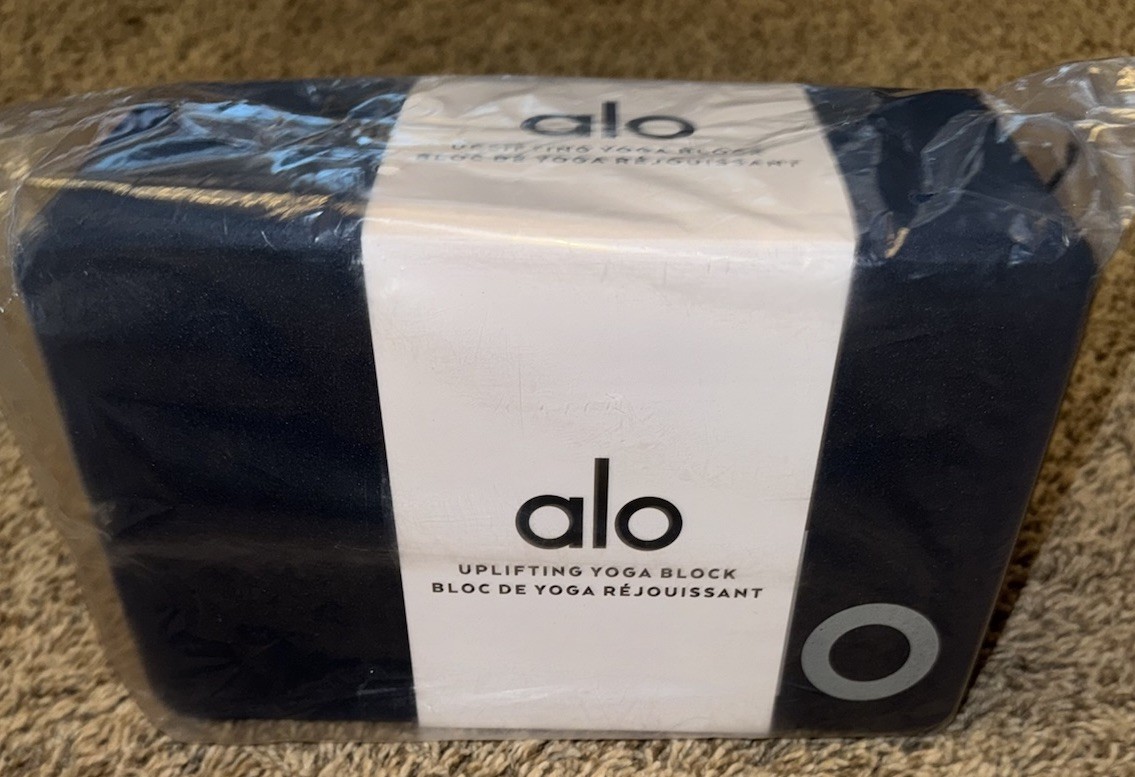 NEW Alo Yoga “ECLIPSE BLUE” Dense Foam Brick Block NWT New In packaging